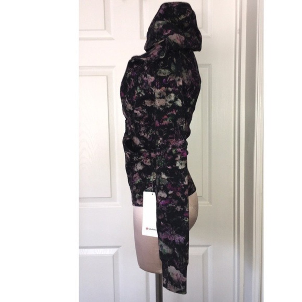 NWT Lululemon Floral Print Scuba Hoodie Fleece Lined Sweater - Picture 9 of 10